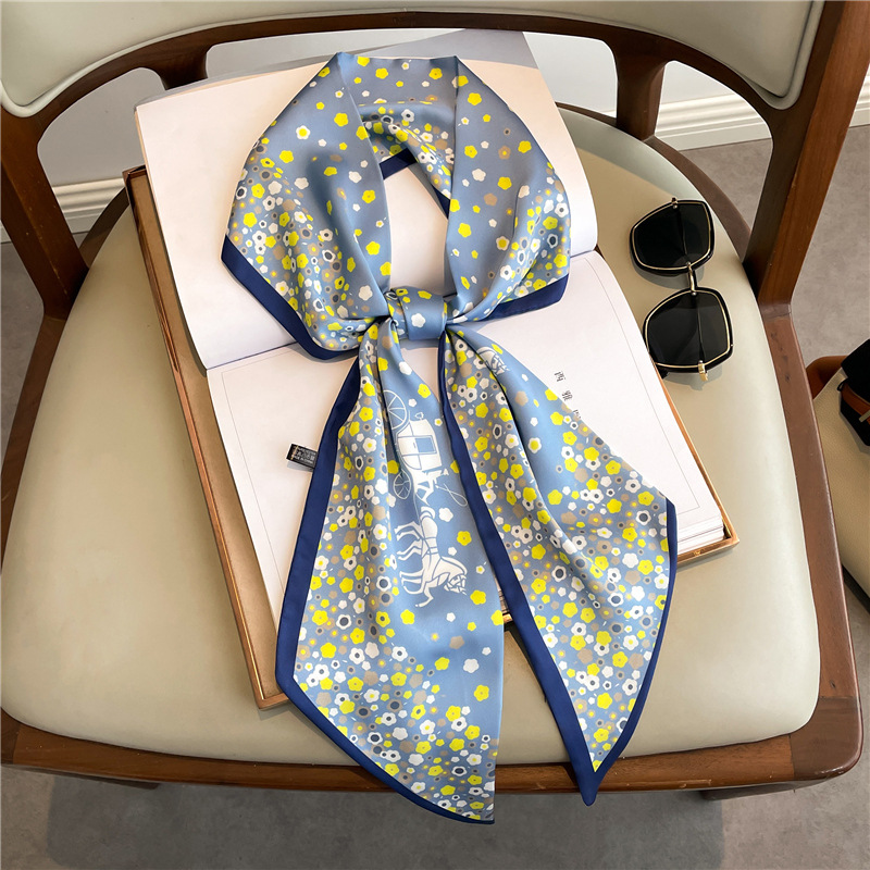 Fashion Print Long Silk Scarf  - Ascot Neck Scarf recension och pris