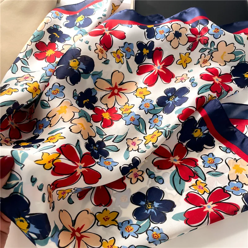 Luxury Square Scarf For Women  - Silk Neck Scarf recension och pris