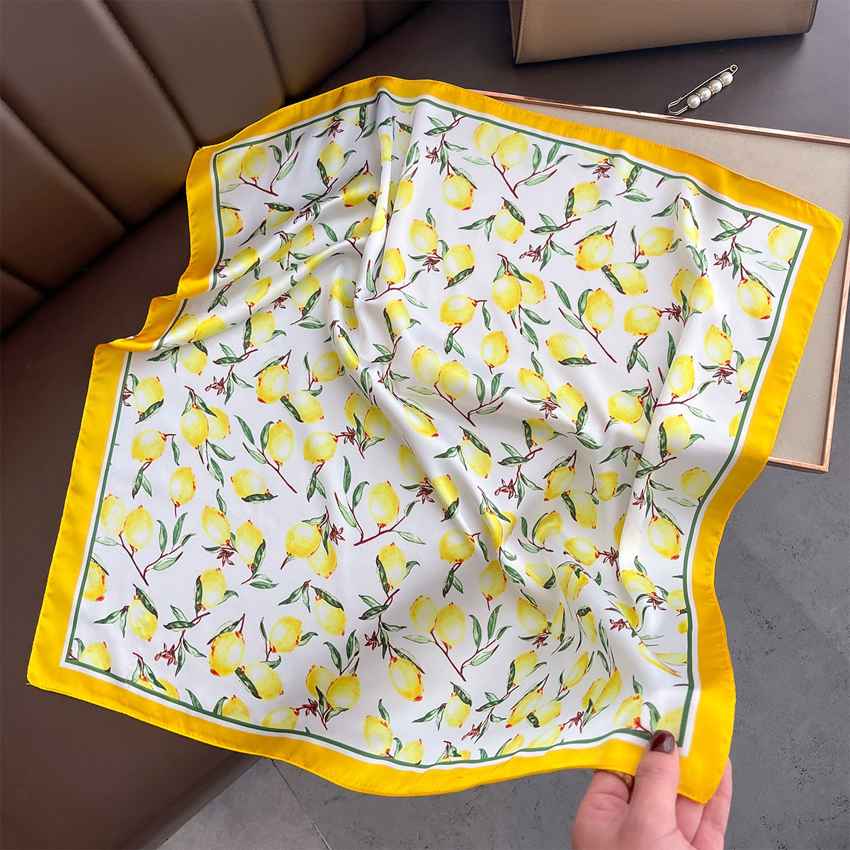 2025 New Yellow Lemon Print Sq - Face Scarf Mask recension och pris