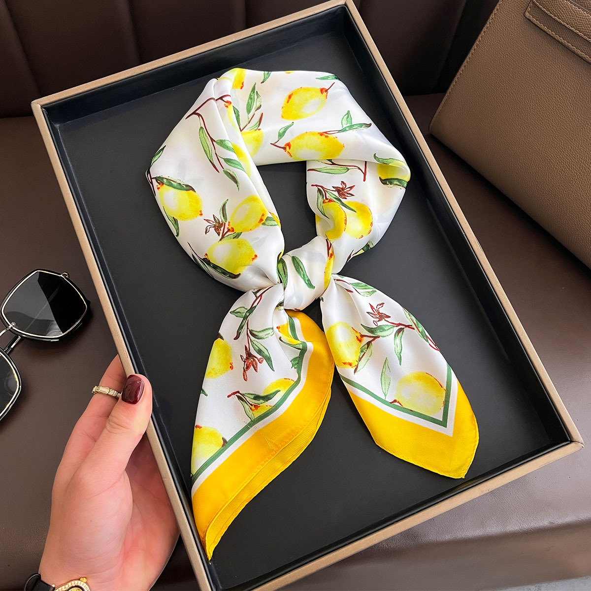 2025 New Yellow Lemon Print Sq - Face Scarf Mask recension och pris